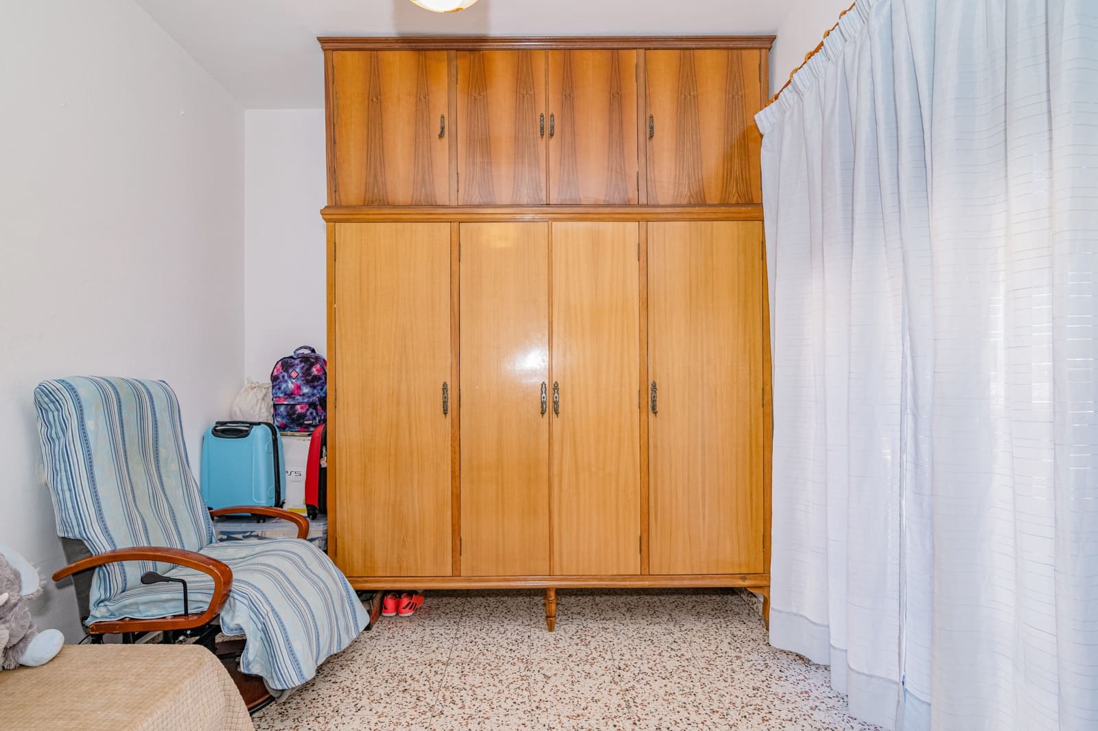 6 soverom Hus til salgs i Granada by med svømmebasseng garasje - € 499 900 (Ref: 9972280)