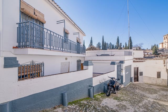6 soverom Hus til salgs i Albaicin, Granada by med svømmebasseng garasje - € 499 900 (Ref: 9972280)
