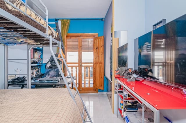 6 soverom Hus til salgs i Albaicin, Granada by med svømmebasseng garasje - € 499 900 (Ref: 9972280)