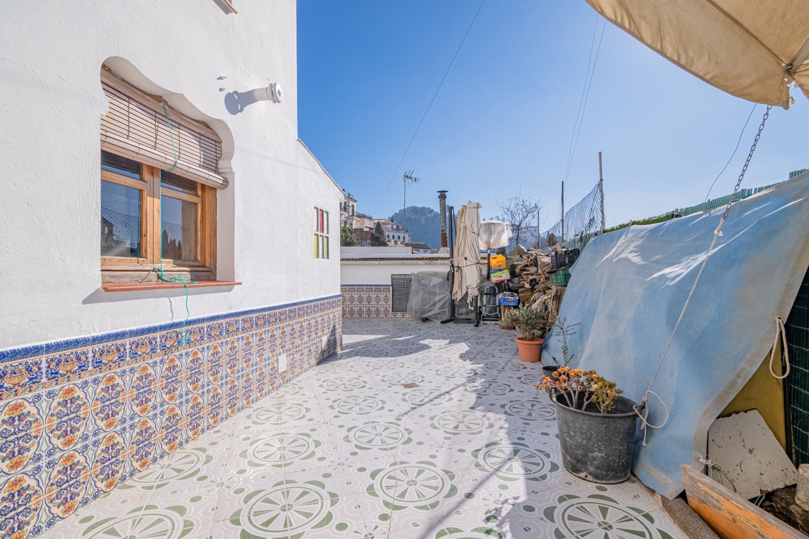 6 soverom Hus til salgs i Granada by med svømmebasseng garasje - € 499 900 (Ref: 9972280)