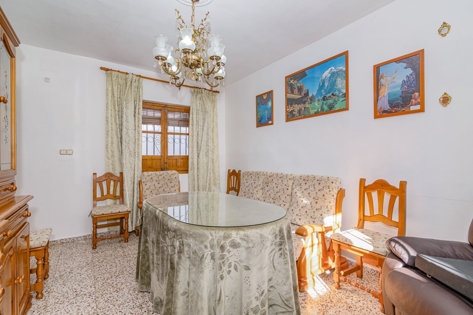 6 soverom Hus til salgs i Granada by med svømmebasseng garasje - € 499 900 (Ref: 9972280)