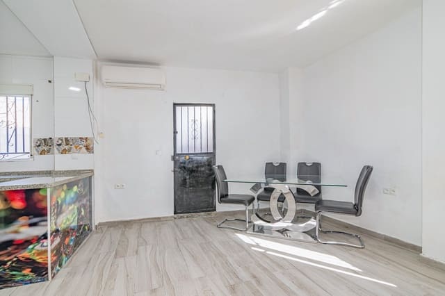 7 soverom Hus til salgs i Albaicin, Granada by - € 249 900 (Ref: 9972282)