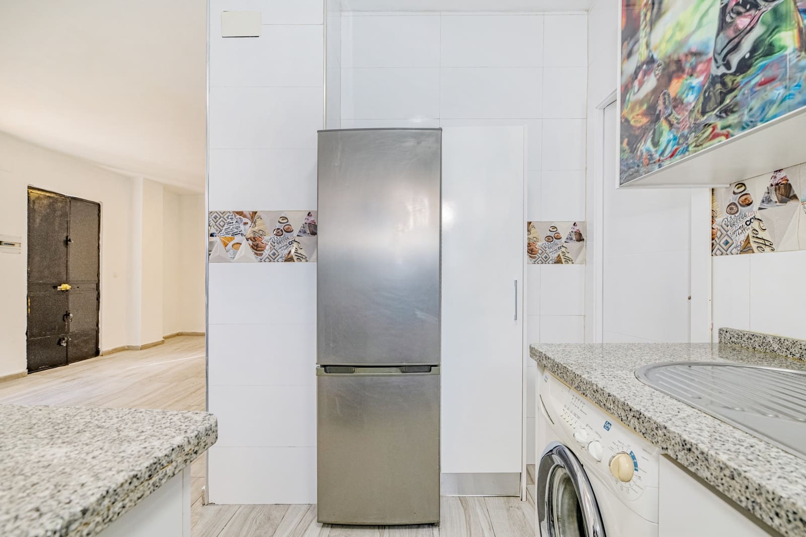 7 bedroom Townhouse for sale in Granada city - € 249,900 (Ref: 9972282)
