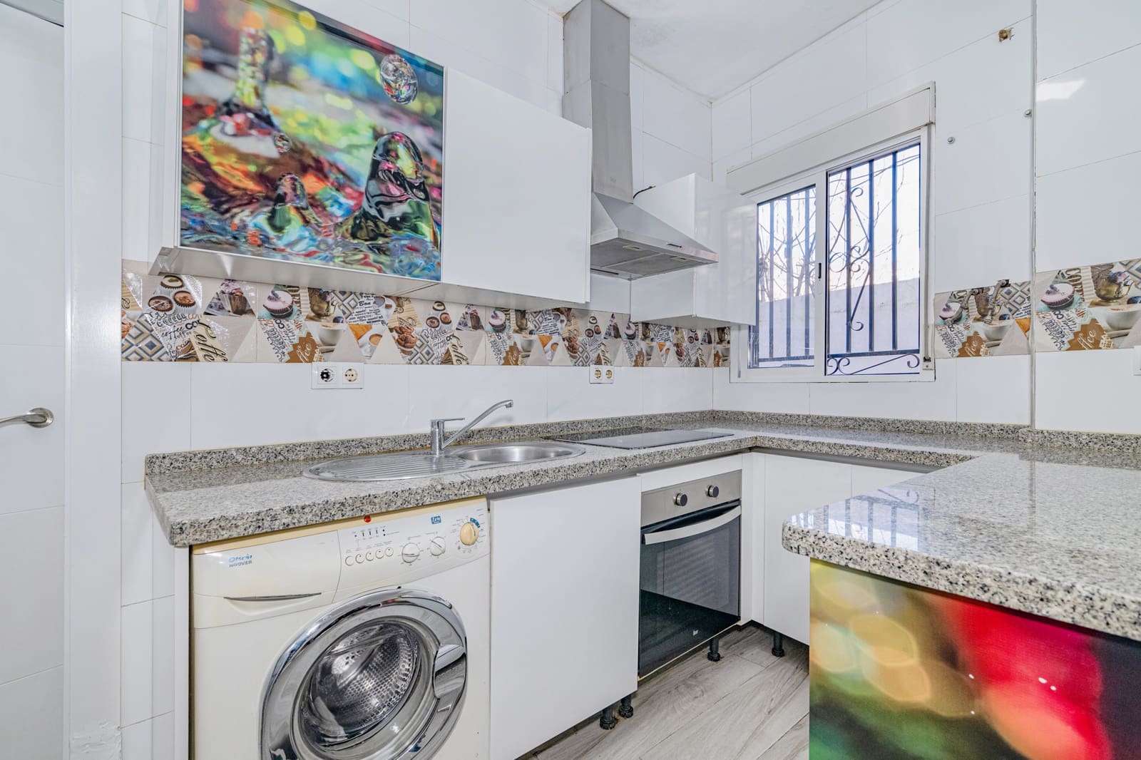 7 bedroom Townhouse for sale in Granada city - € 249,900 (Ref: 9972282)