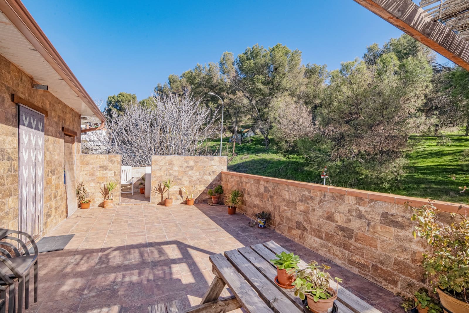 7 bedroom Townhouse for sale in Granada city - € 249,900 (Ref: 9972282)