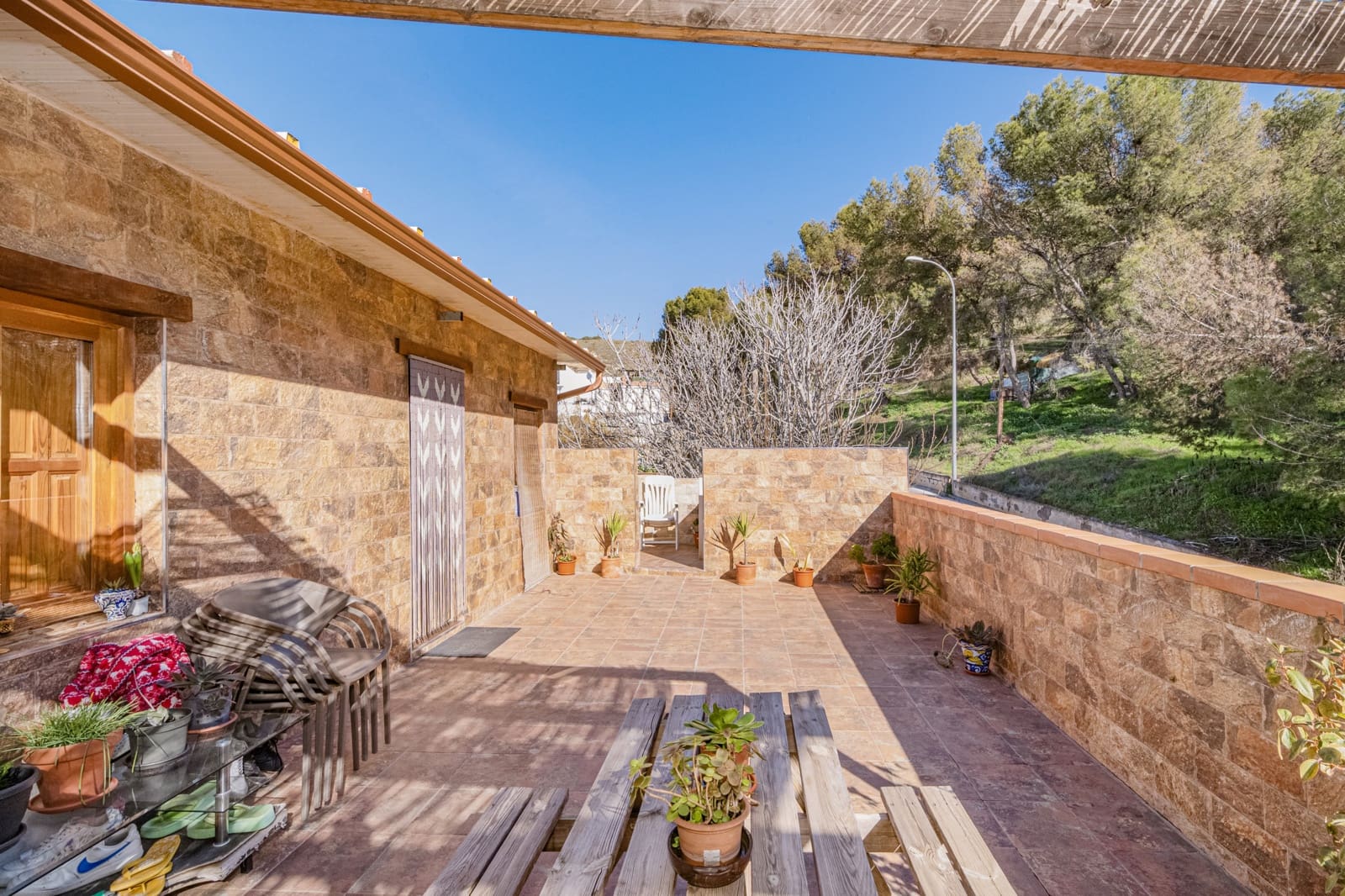 7 bedroom Townhouse for sale in Granada city - € 249,900 (Ref: 9972282)