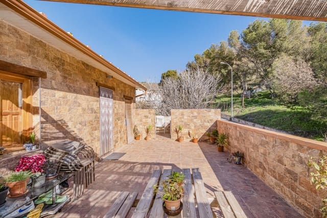7 soverom Hus til salgs i Albaicin, Granada by - € 249 900 (Ref: 9972282)