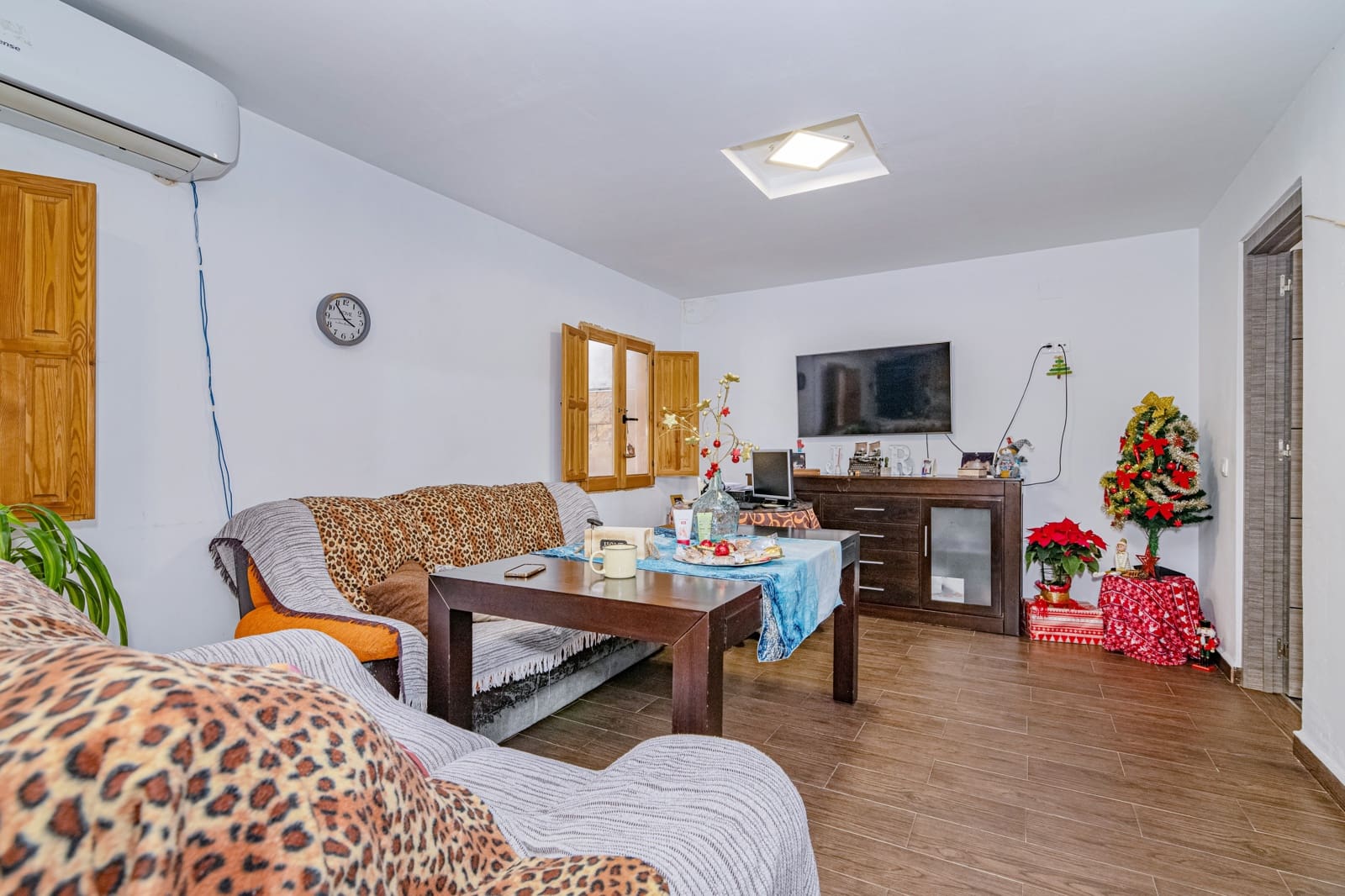 7 bedroom Townhouse for sale in Granada city - € 249,900 (Ref: 9972282)