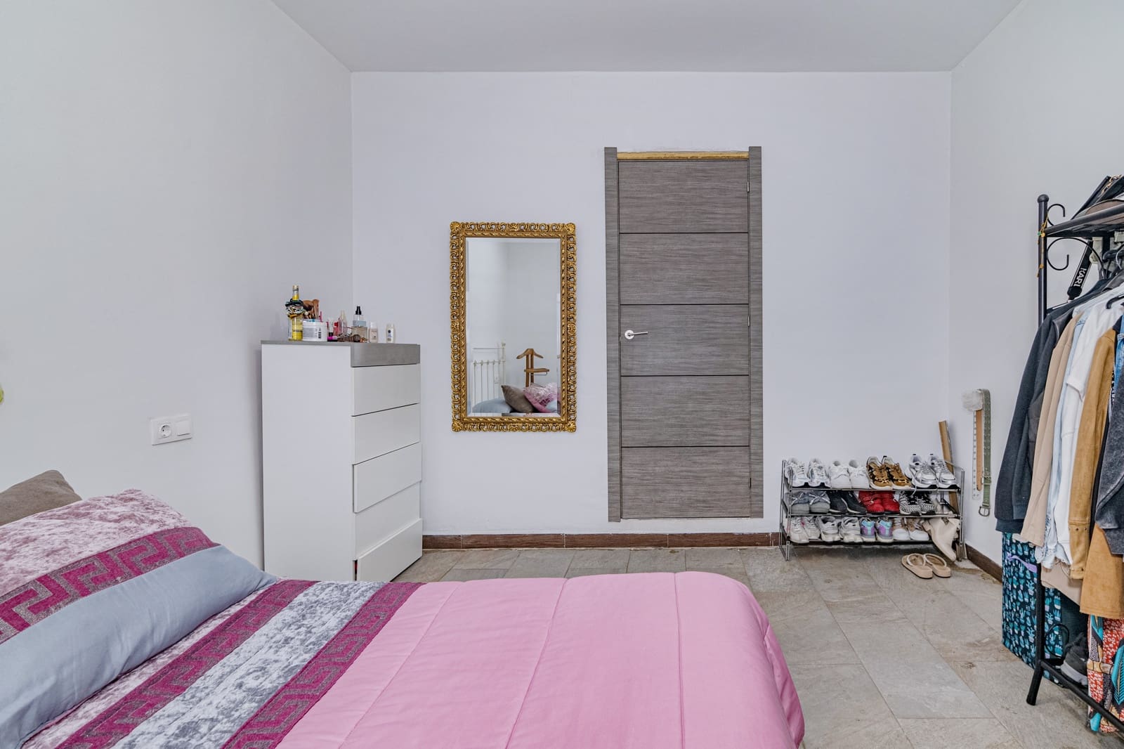 7 bedroom Townhouse for sale in Granada city - € 249,900 (Ref: 9972282)