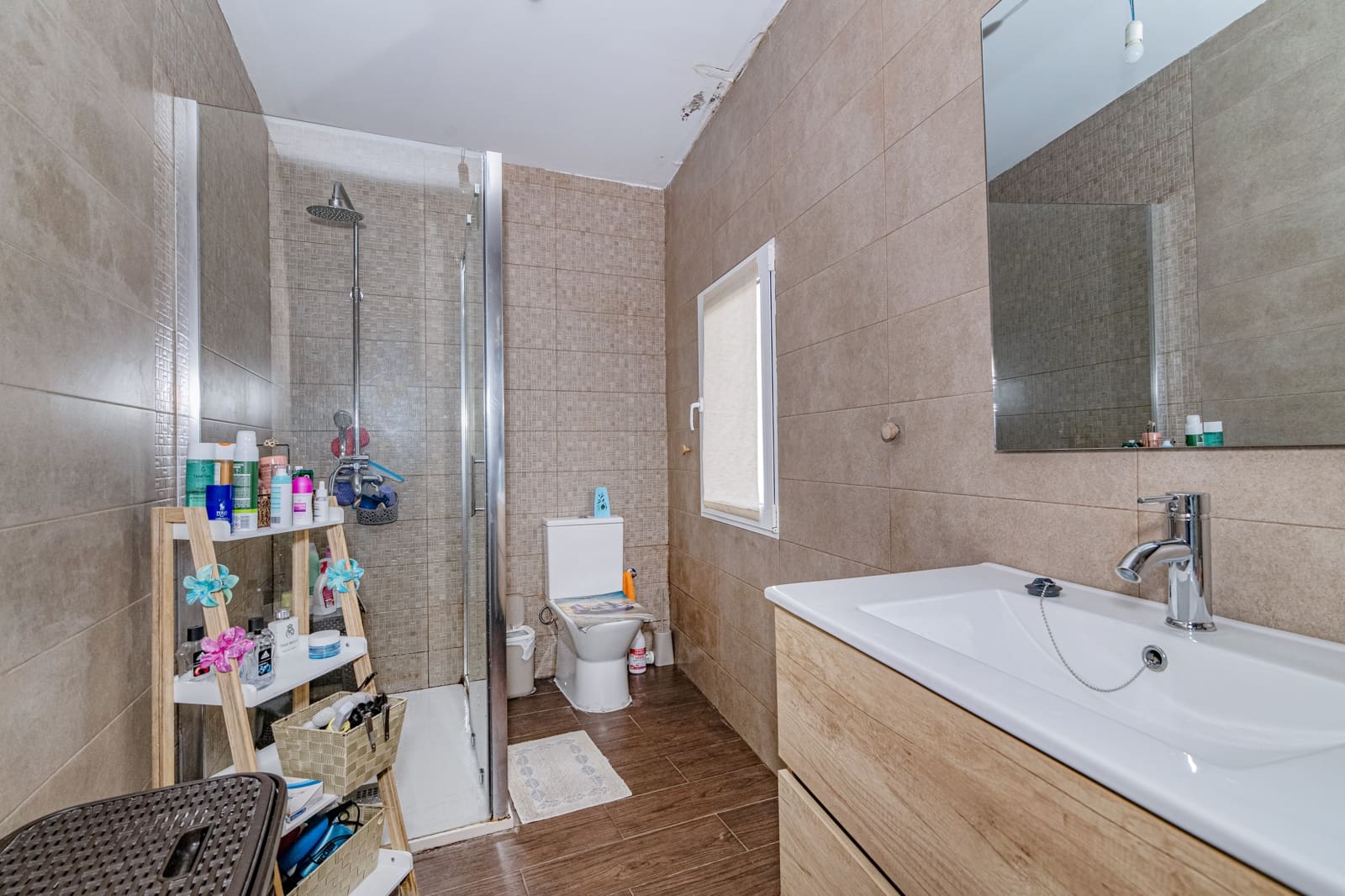 7 bedroom Townhouse for sale in Granada city - € 249,900 (Ref: 9972282)