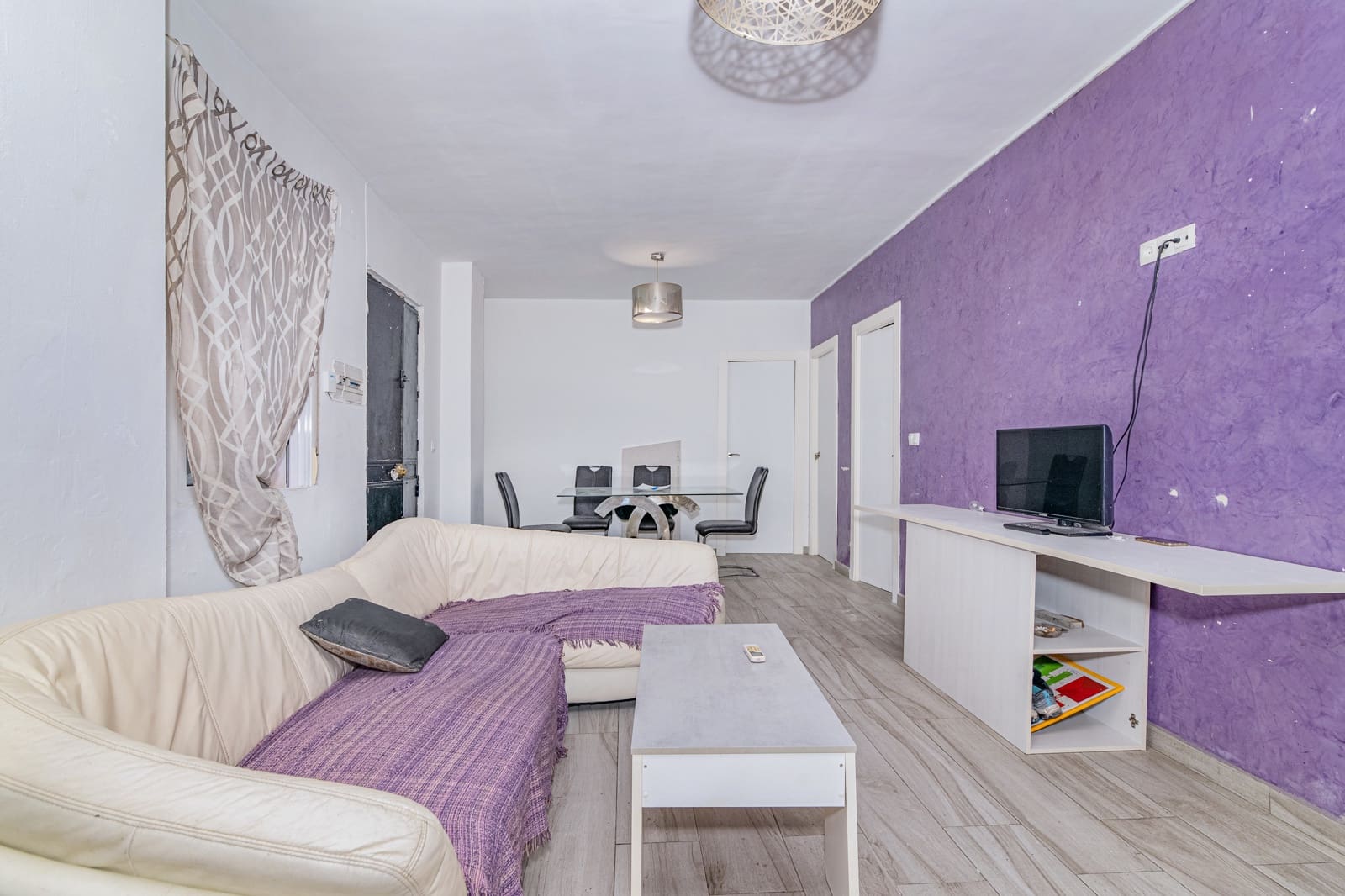 7 bedroom Townhouse for sale in Granada city - € 249,900 (Ref: 9972282)