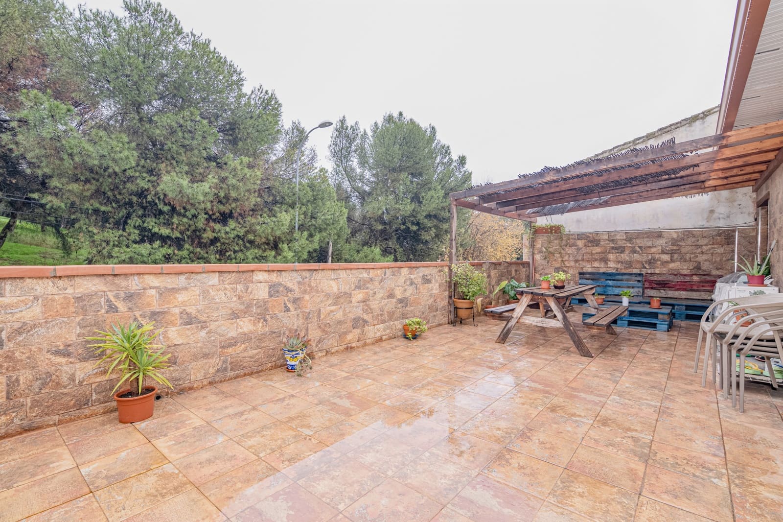7 bedroom Townhouse for sale in Granada city - € 249,900 (Ref: 9972282)