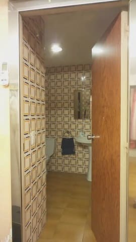 Commercieel te huur in Móra d'Ebre - € 450 (Ref: 9781126)