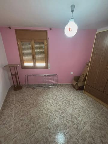 3 slaapkamer Rijtjeshuis te koop in Corbera d'Ebre met garage - € 70.000 (Ref: 9781134)