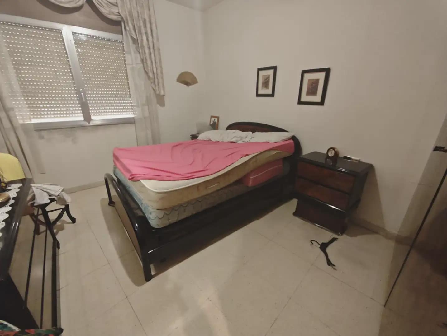 3 Zimmer Doppelhaus zu verkaufen in Flix - 150.000 € (Ref: 9781136)