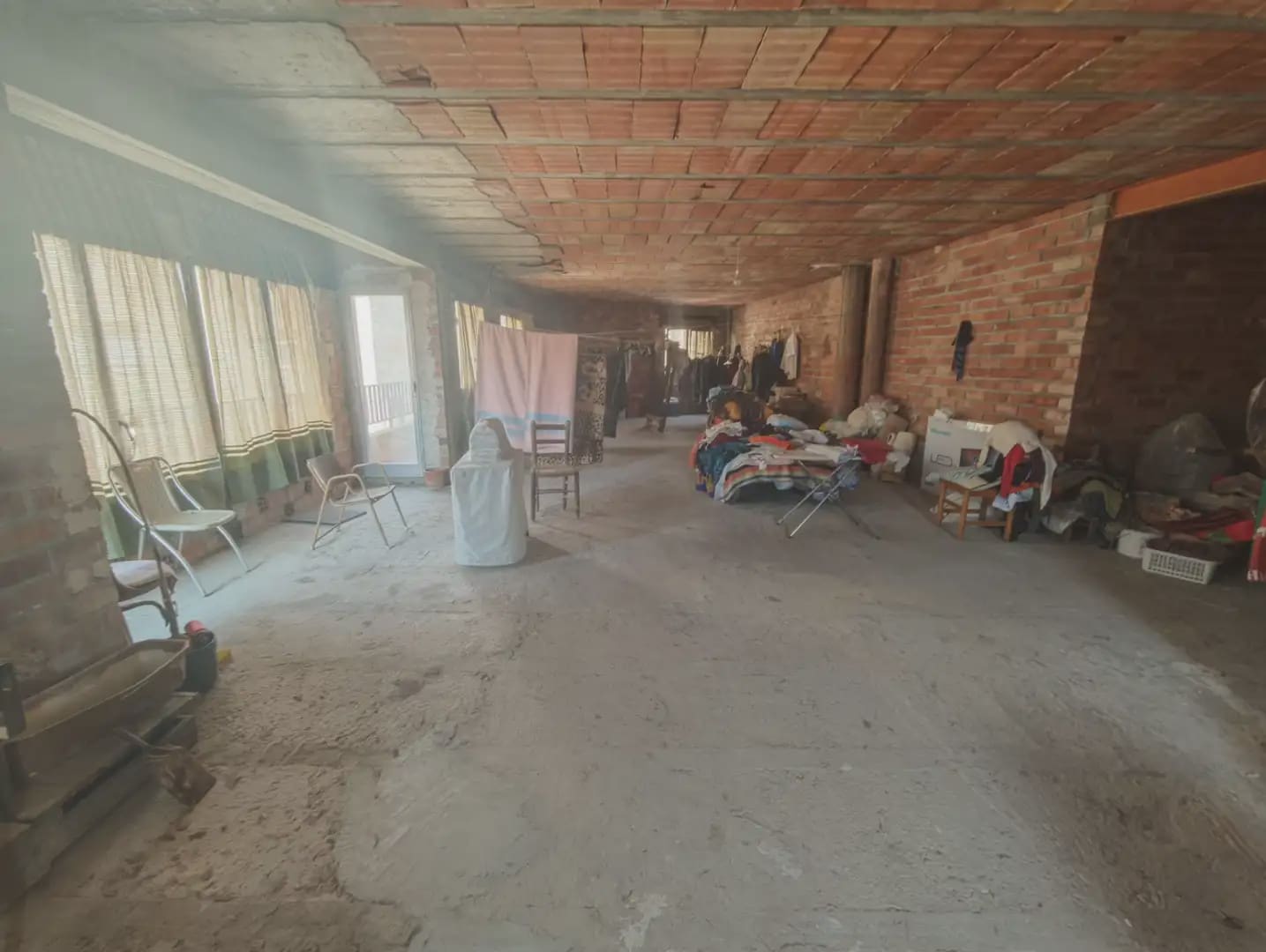 3 Zimmer Doppelhaus zu verkaufen in Flix - 150.000 € (Ref: 9781136)