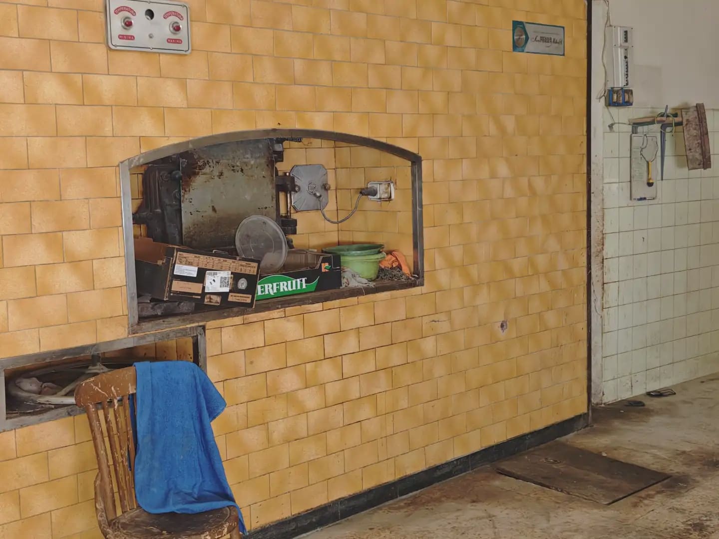 3 Zimmer Doppelhaus zu verkaufen in Flix - 150.000 € (Ref: 9781136)