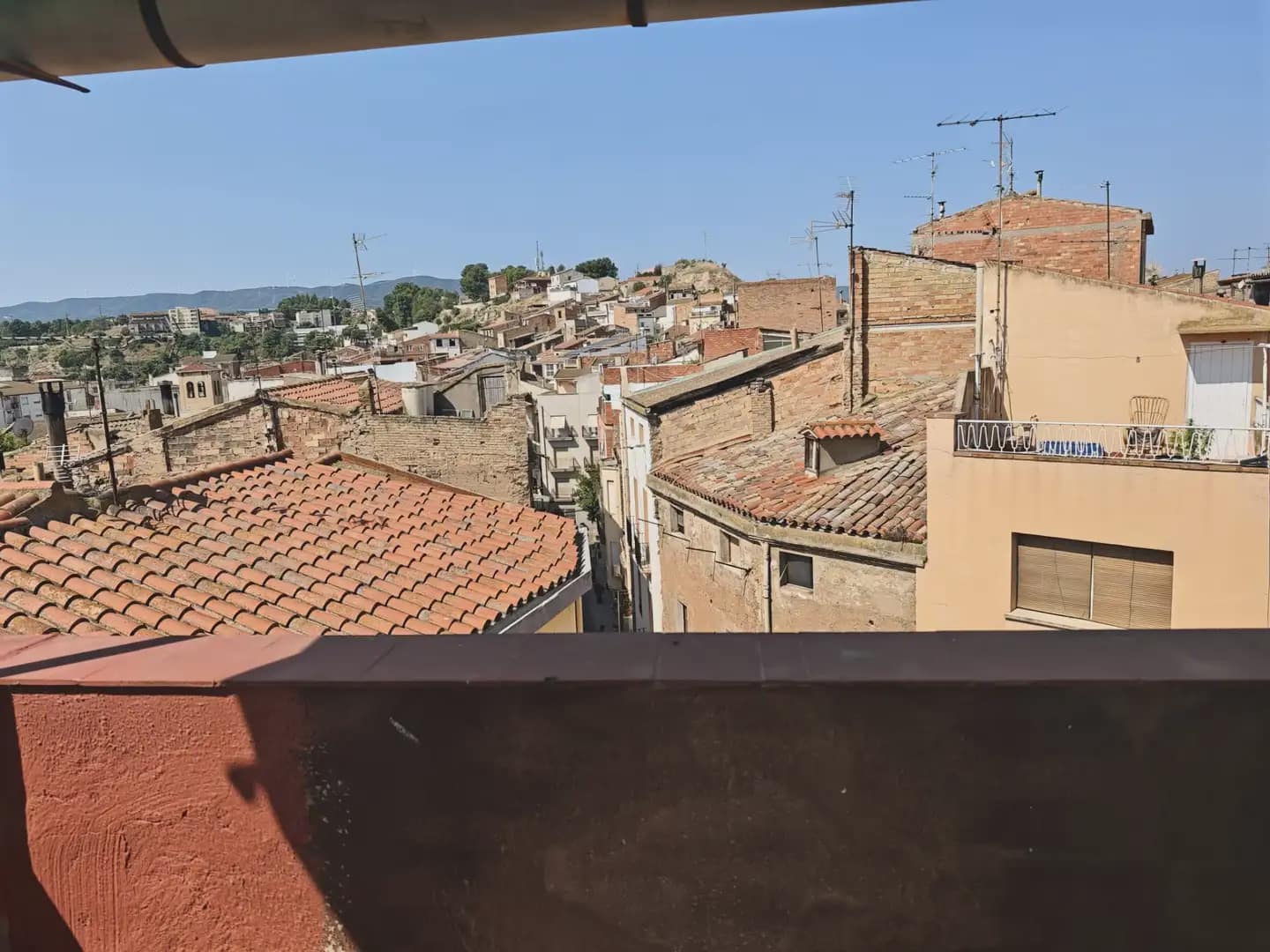 3 Zimmer Doppelhaus zu verkaufen in Flix - 150.000 € (Ref: 9781136)