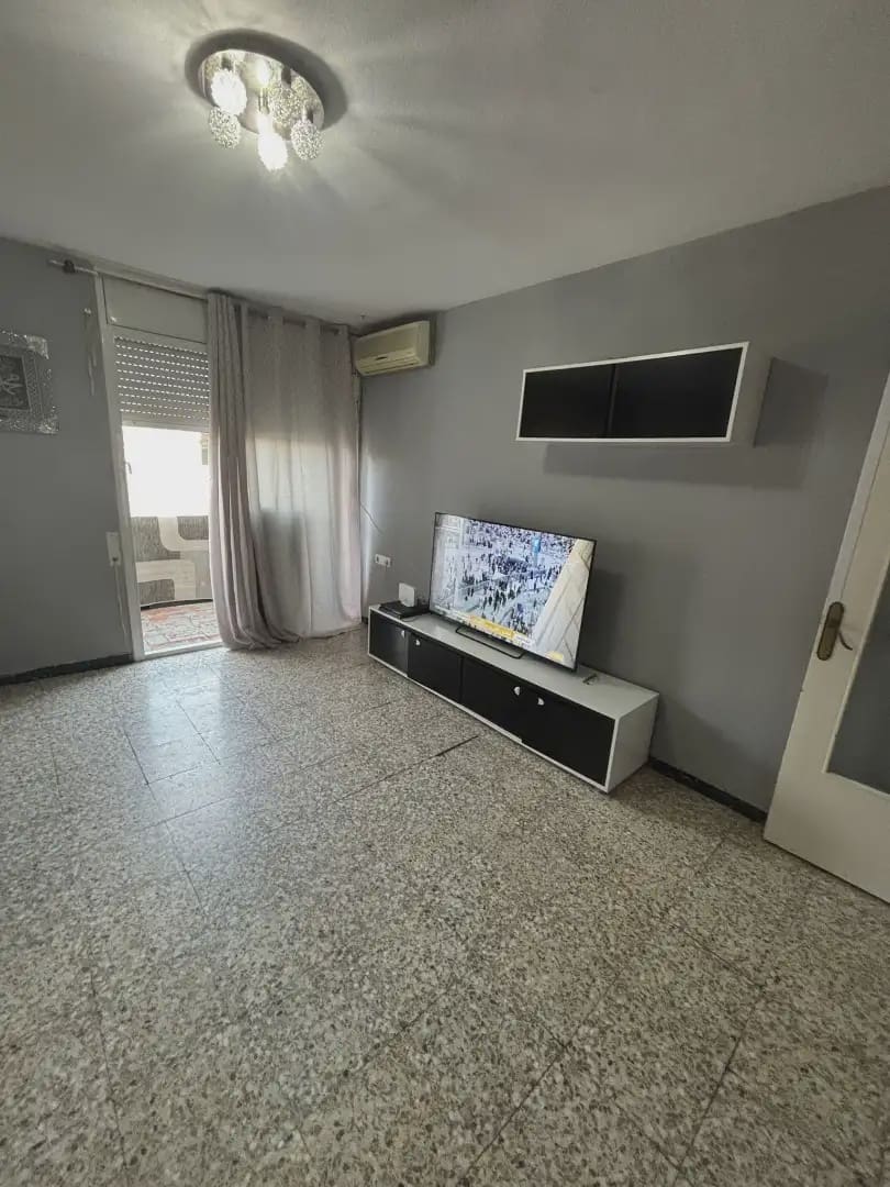 3 slaapkamer Flat te koop in Mora d'Ebre - € 59.000 (Ref: 9781143)