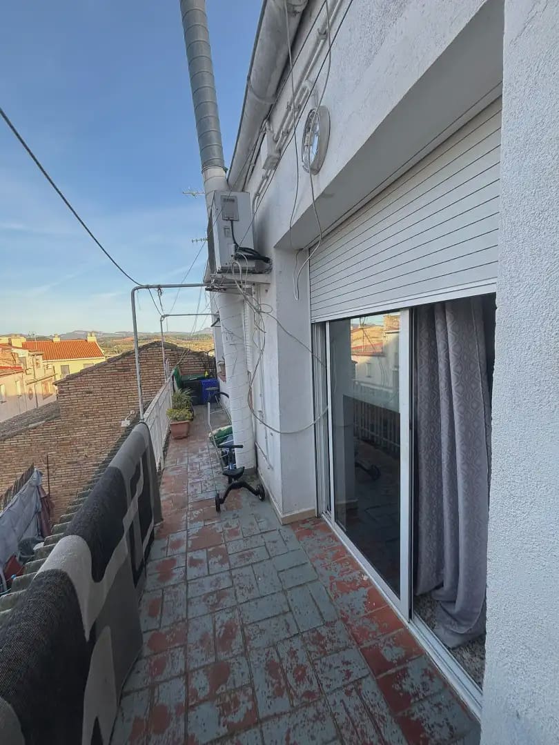 3 slaapkamer Flat te koop in Mora d'Ebre - € 59.000 (Ref: 9781143)