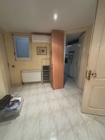 5 slaapkamer Huis te koop in Móra d'Ebre met garage - € 120.000 (Ref: 9781145)