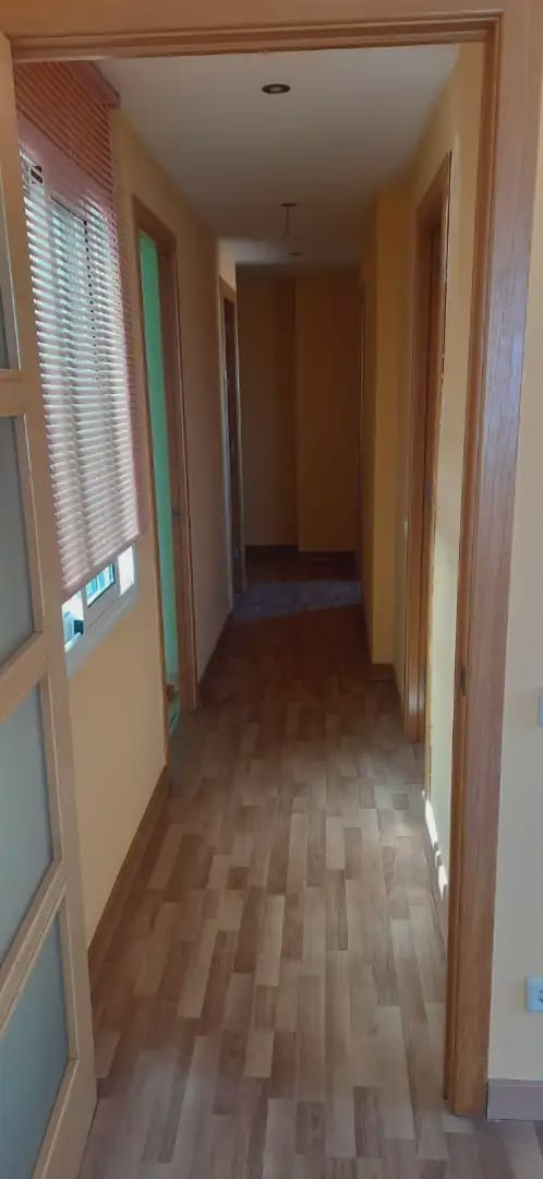 3 slaapkamer Flat te koop in Mora d'Ebre - € 90.000 (Ref: 9781146)