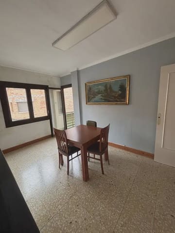 3 slaapkamer Flat te koop in Móra d'Ebre - € 87.000 (Ref: 9781151)