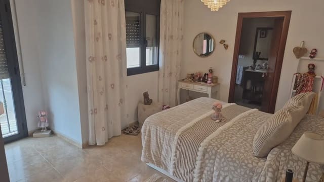 3 sypialnia Mieszkanie na sprzedaż w Móra d'Ebre z garażem - 155 000 € (Ref: 9818620)