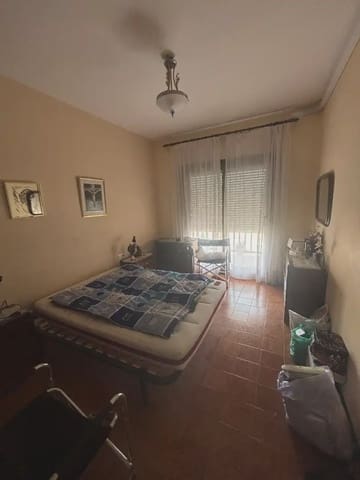 4 slaapkamer Flat te koop in Móra d'Ebre - € 88.000 (Ref: 9818621)