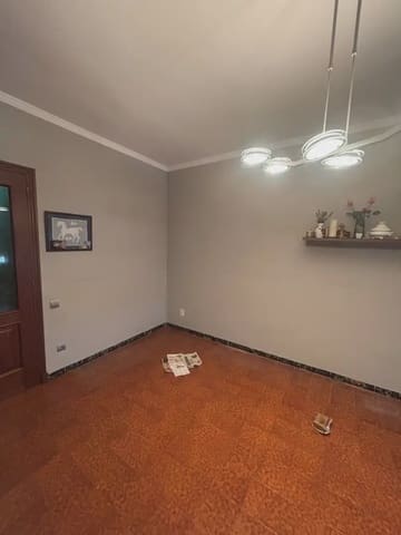 4 slaapkamer Flat te koop in Móra d'Ebre - € 88.000 (Ref: 9818621)
