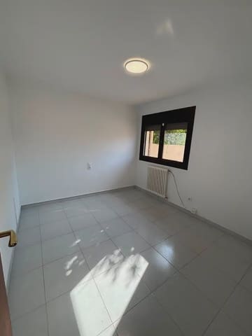 3 soveværelse Villa til salg i Móra d'Ebre med garage - € 275.000 (Ref: 9891414)