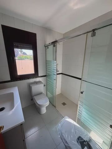 3 soveværelse Villa til salg i Móra d'Ebre med garage - € 275.000 (Ref: 9891414)