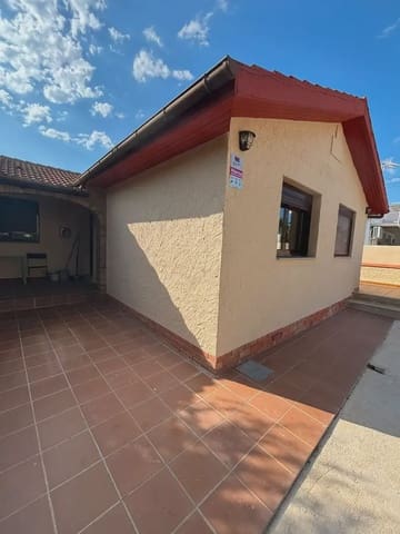 3 soveværelse Villa til salg i Móra d'Ebre med garage - € 275.000 (Ref: 9891414)