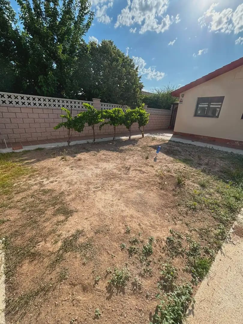 3 soveværelse Villa til salg i Mora d'Ebre med garage - € 275.000 (Ref: 9891414)