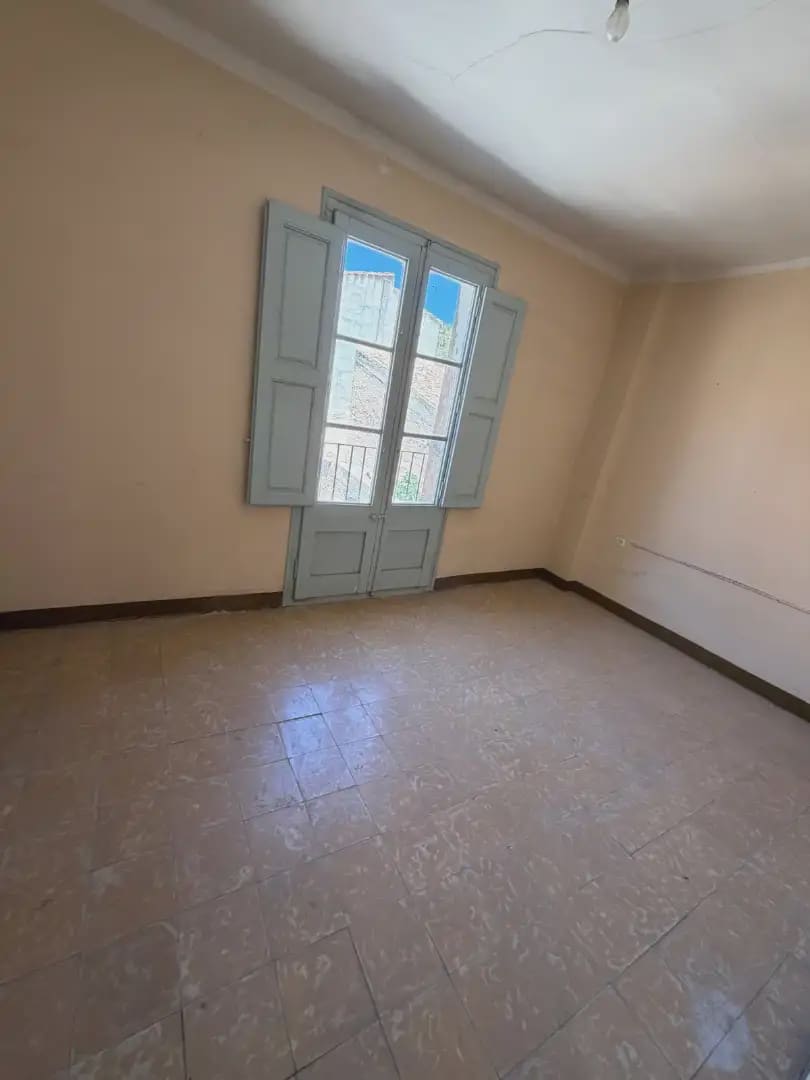 4 slaapkamer Huis te koop in Garcia met garage - € 37.000 (Ref: 9946346)