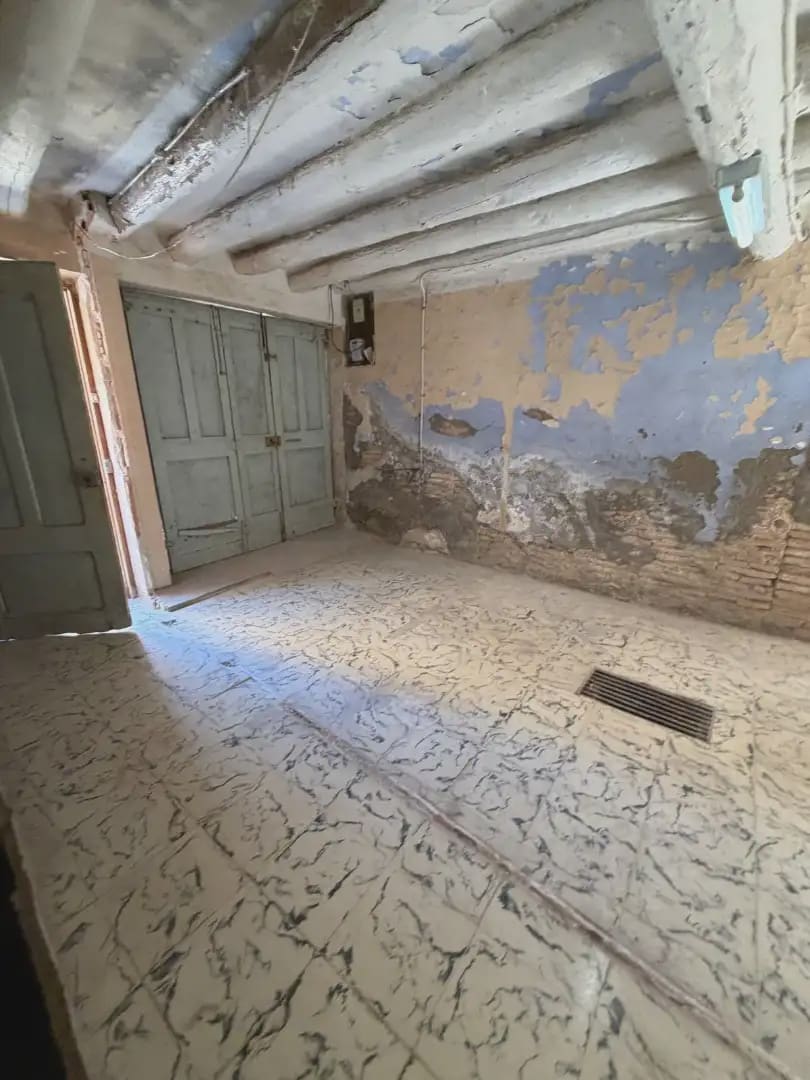 4 slaapkamer Huis te koop in Garcia met garage - € 37.000 (Ref: 9946346)