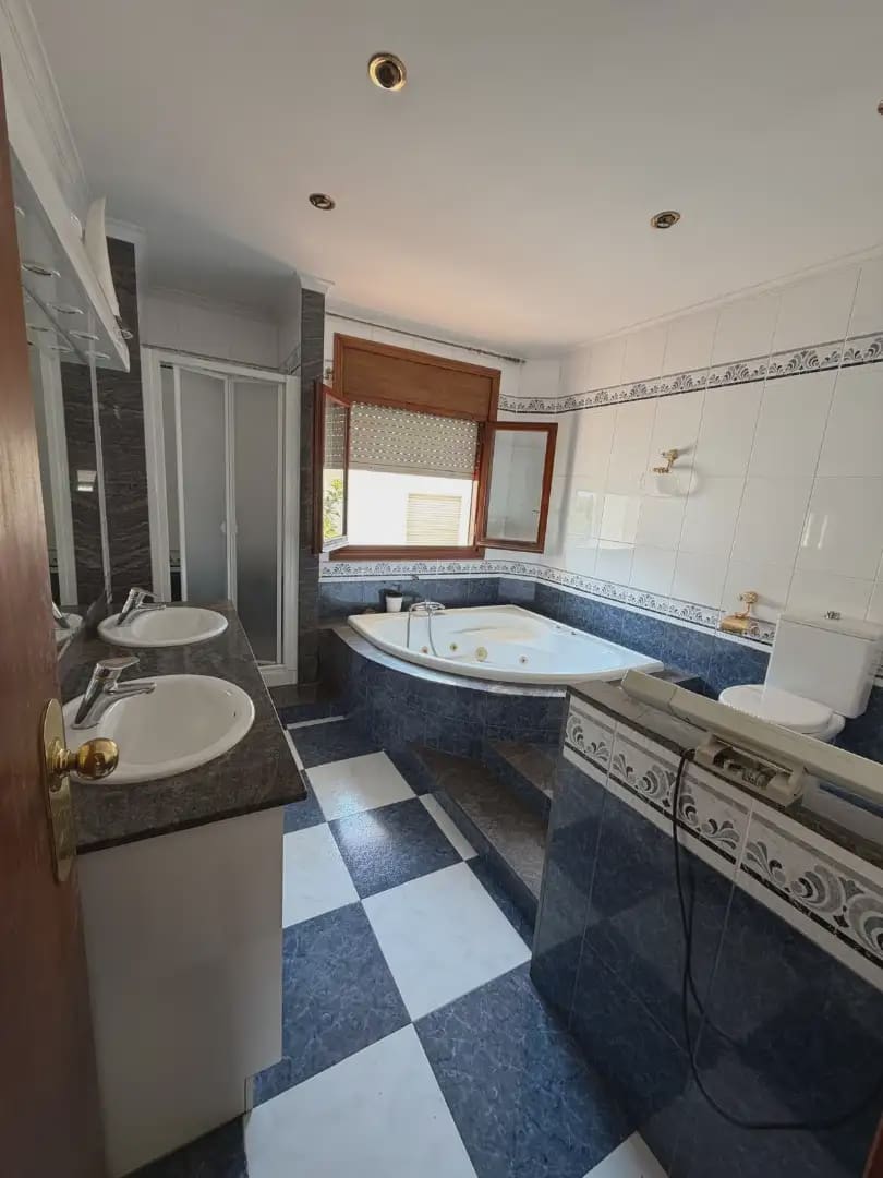5 Zimmer Doppelhaus zu verkaufen in Mora la Nova mit Garage - 169.750 € (Ref: 9950084)