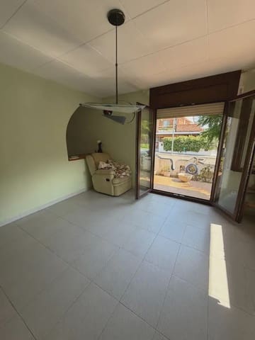 5 quarto Moradia Geminada para venda em Móra la Nova com garagem - 169 750 € (Ref: 9950084)