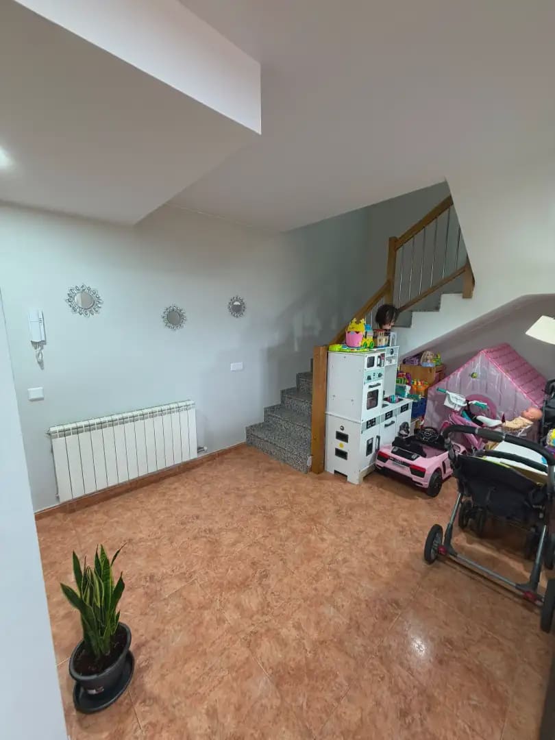 3 bedroom Flat for sale in Mora la Nova - € 120,000 (Ref: 9958307)
