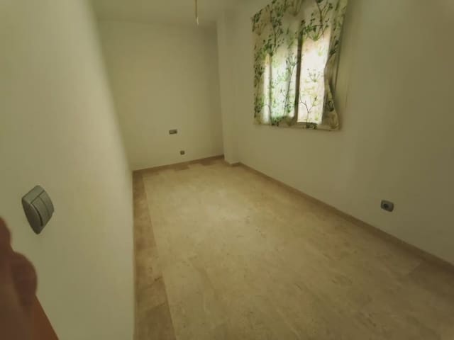 3 chambre Appartement à vendre à Móra d'Ebre avec piscine garage - 115 000 € (Ref: 9964191)
