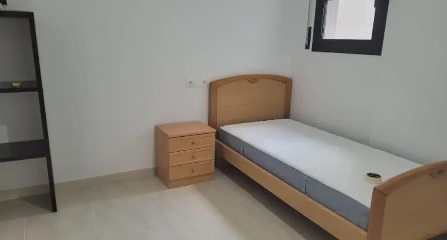 3 slaapkamer Flat te koop in Mora la Nova - € 86.000 (Ref: 9964532)