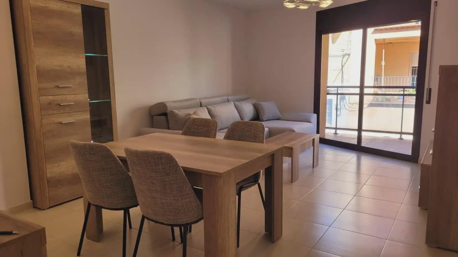 3 slaapkamer Flat te koop in Mora la Nova - € 86.000 (Ref: 9964532)
