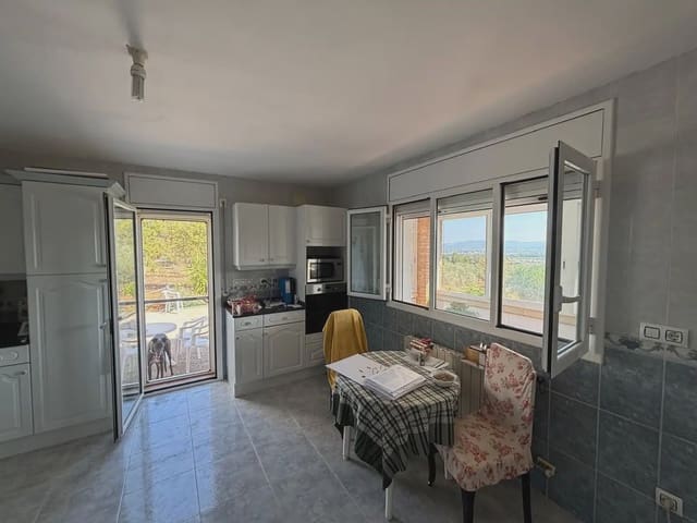 3 soverom Finca/Herregård til salgs i Ginestar med svømmebasseng garasje - € 375 000 (Ref: 9975848)