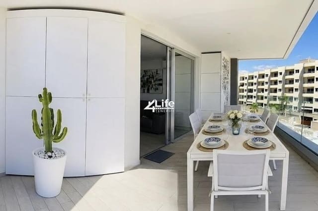 2 soverom Leilighet til salgs i Playa Paraiso, Adeje med svømmebasseng garasje - € 650 000 (Ref: 10090977)