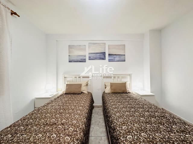 2 quarto Apartamento para venda em Playa de las Americas, Arona - 549 000 € (Ref: 10098806)