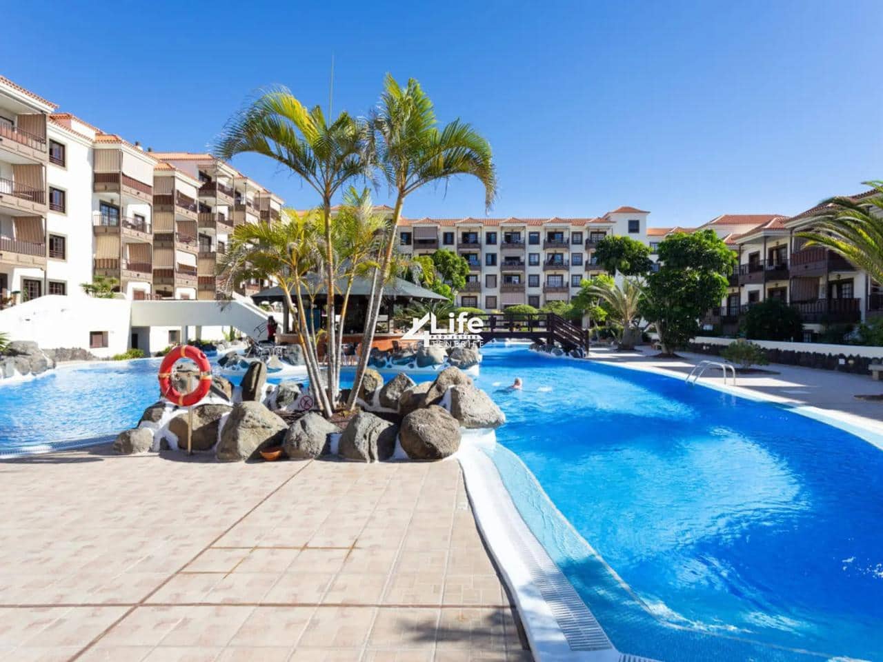 1 bedroom Flat for sale in Costa del Silencio with pool - € 265,000 (Ref: 10136314)