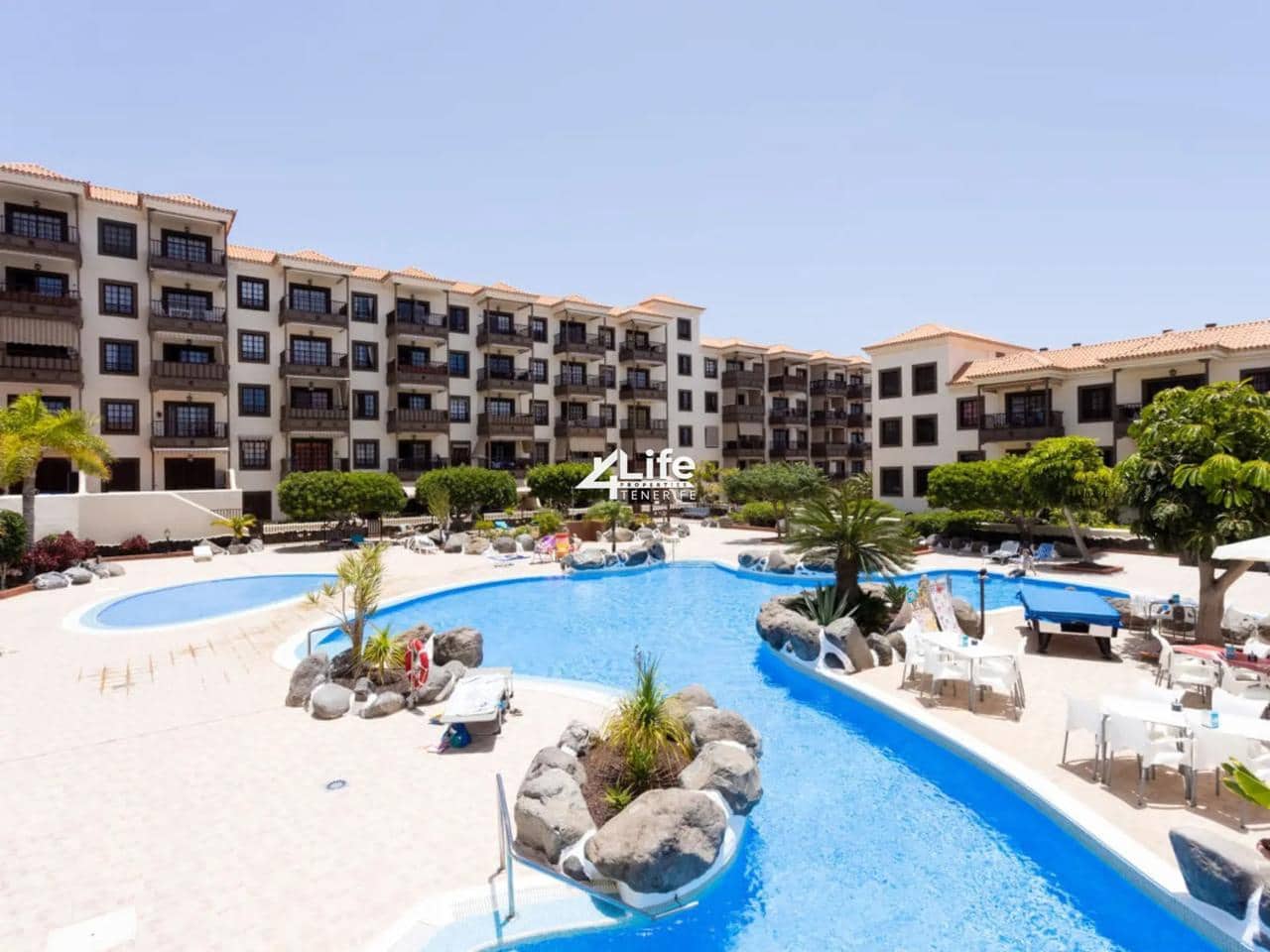1 bedroom Flat for sale in Costa del Silencio with pool - € 265,000 (Ref: 10136314)