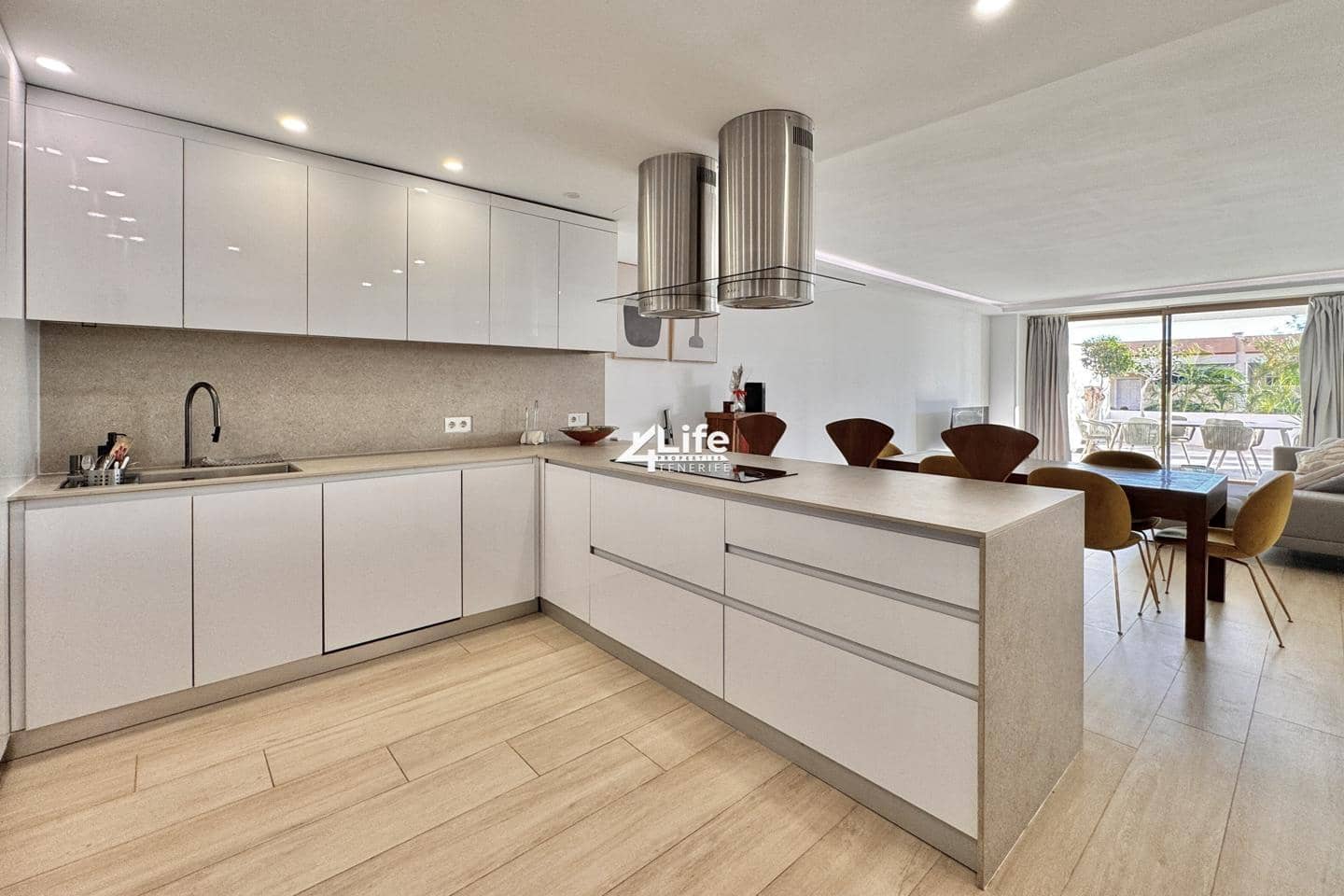 3 sypialnia Bungalow na sprzedaż w Marazul z basenem garażem - 549 000 € (Ref: 10156935)