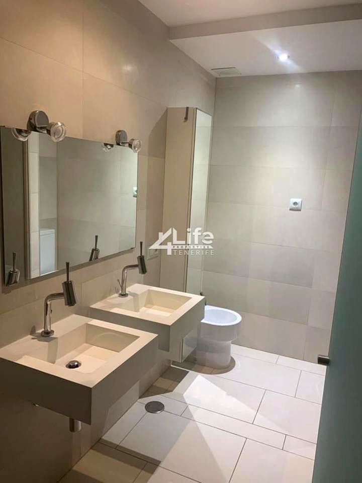 2 quarto Apartamento para arrendar em Palm-Mar com piscina garagem - 1 900 € (Ref: 7616179)