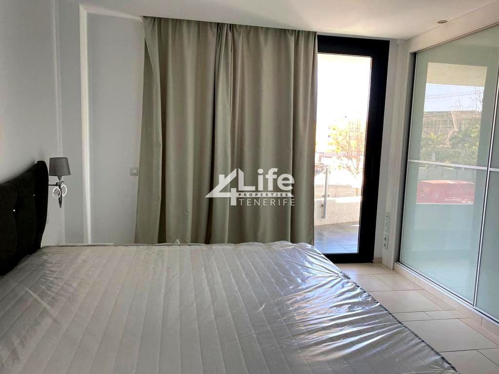 2 quarto Apartamento para arrendar em Palm-Mar com piscina garagem - 1 900 € (Ref: 7616179)